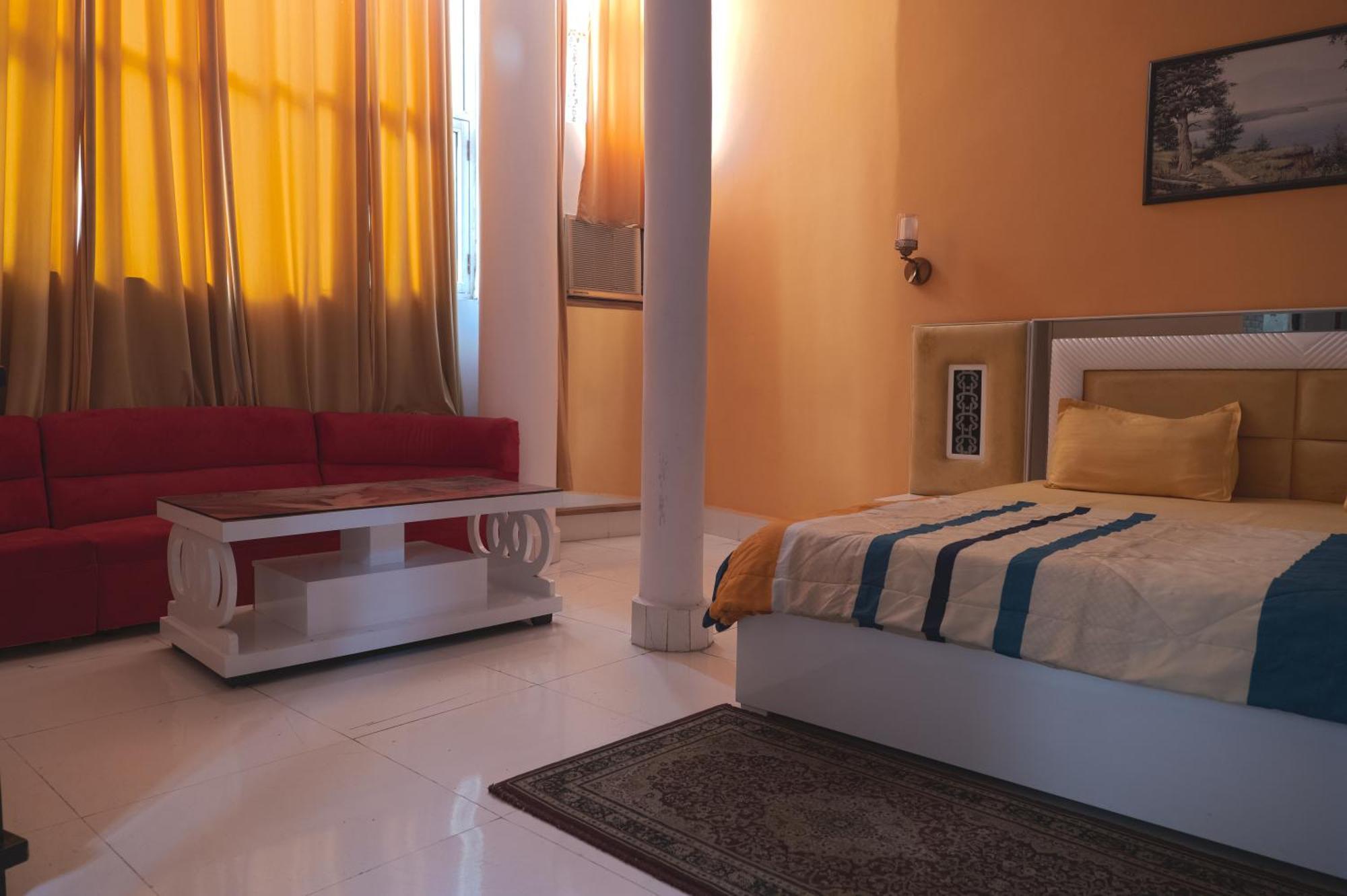 Embassy Suites Nowe Delhi Zewnętrze zdjęcie