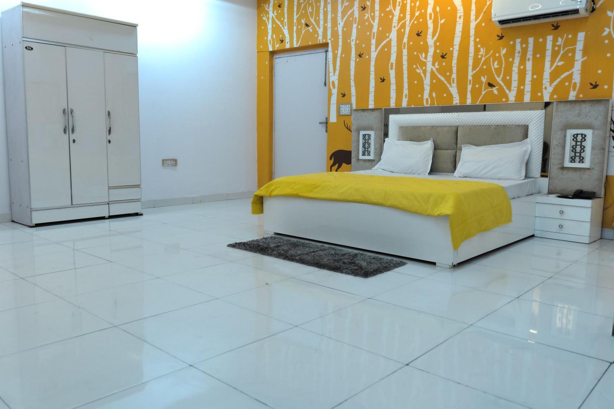 Embassy Suites Nowe Delhi Zewnętrze zdjęcie